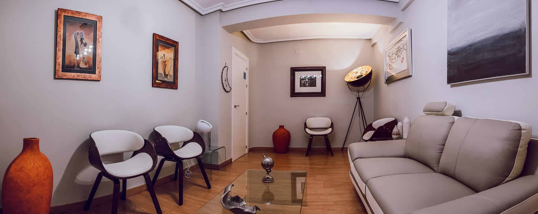 Interior del centro de psiocología Ana María Rodróguez