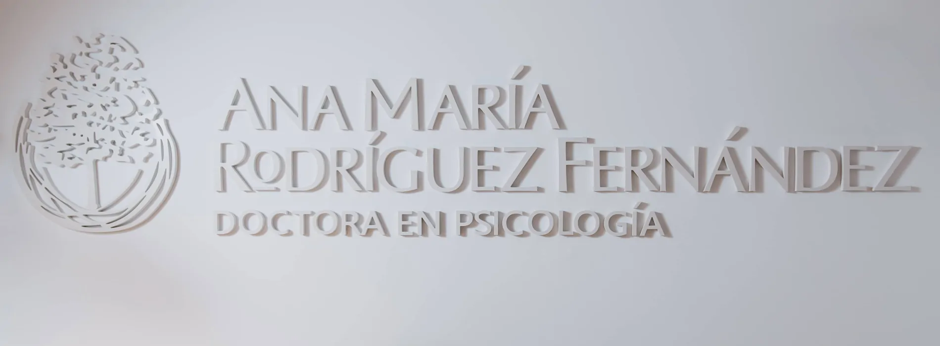 Recepción de centro de psicología Roble Verde